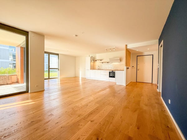 En France, Village-Neuf : Appartement 4 Pièces de Standing 2