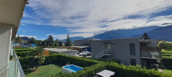 À louer de suite - Bel appartement de 2,5 pièces avec grand balcon 6