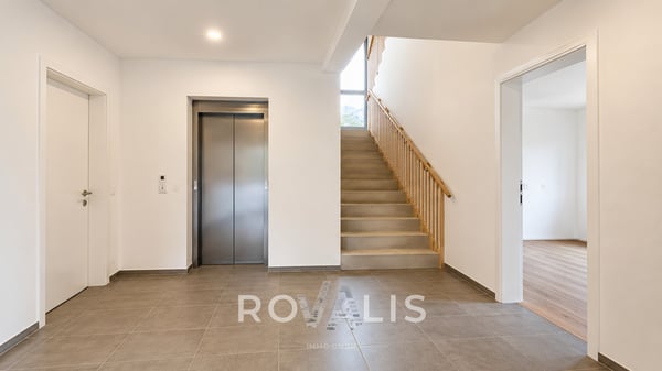 **2.5 Zimmer Attikawohnung mit 67 m² Dachterrasse in Gamsen** 8