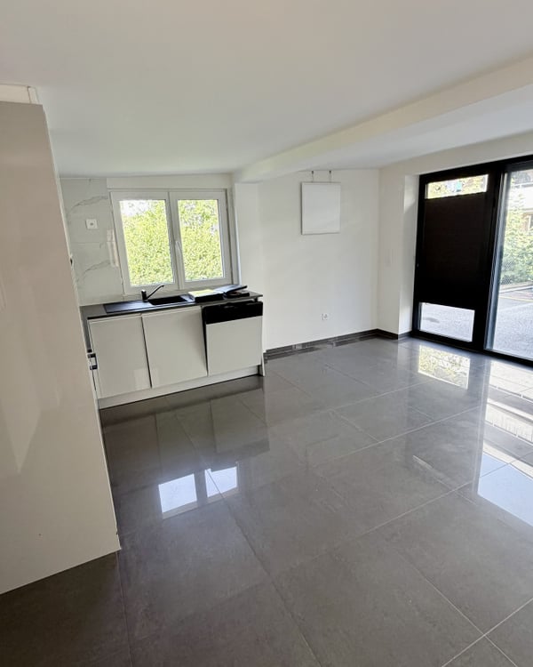 Charmant appartement de 2 pièces rénové au coeur de Fribourg 8