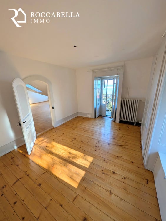 Magnifique duplex mansardé, charme et caractère au sein d'une demeure de maître 12