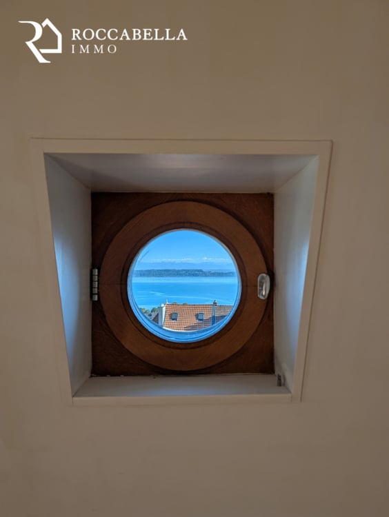 Magnifique duplex mansardé, charme et caractère au sein d'une demeure de maître 11