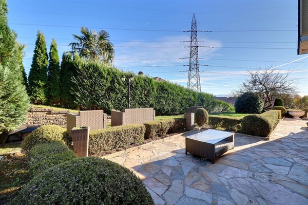 Villa individuelle de 7.5 pièces avec piscine 13