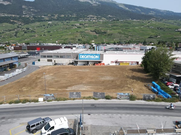 Commerce 275.29 m2 à Conthey