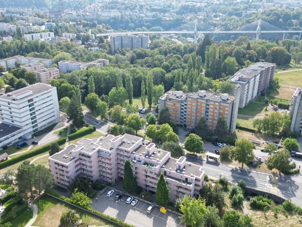 Appartement lumineux au 3e étage avec balcon 8