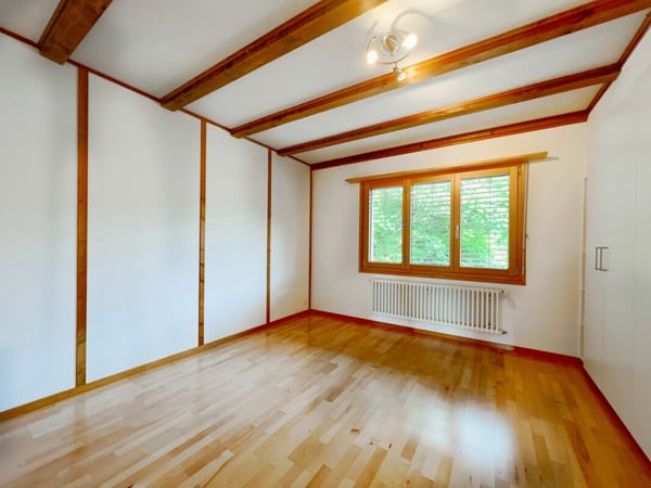 Grosszügiges Generationenhaus an sonniger Hanglage mit traumhafter Weitsicht ins Grüne 19