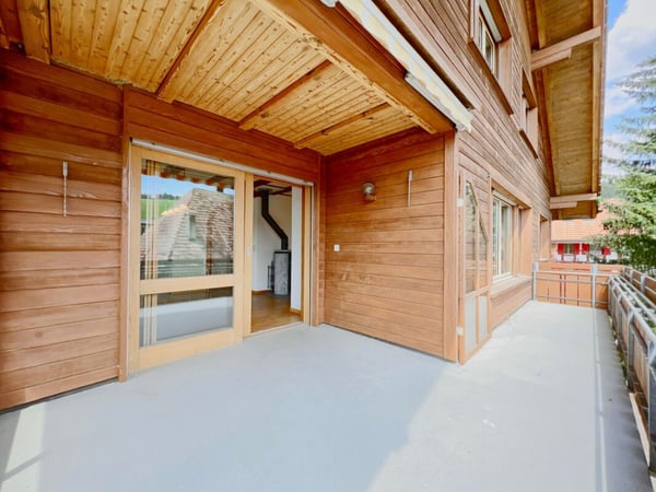 Grosszügiges Generationenhaus an sonniger Hanglage mit traumhafter Weitsicht ins Grüne 14