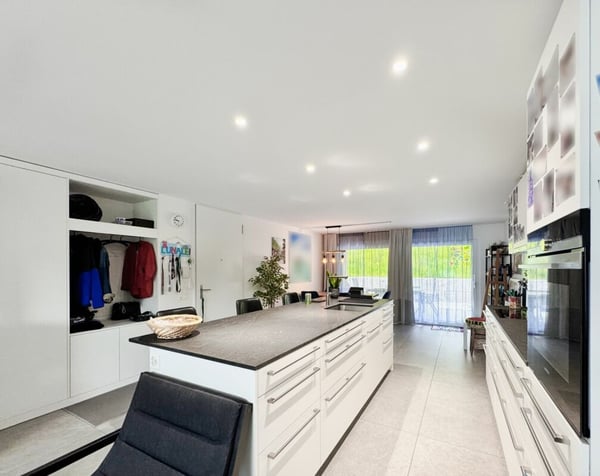 Neubau Gartenwohnung mit 235 m² privatem Aussenbereich 5