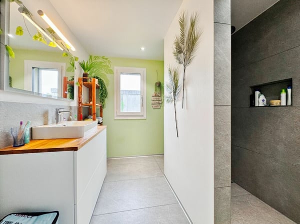 Neubau Gartenwohnung mit 235 m² privatem Aussenbereich 8