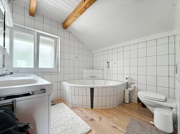 Modernes Wohnen mit unverbaubarer Panoramasicht & vierfach Garage 12