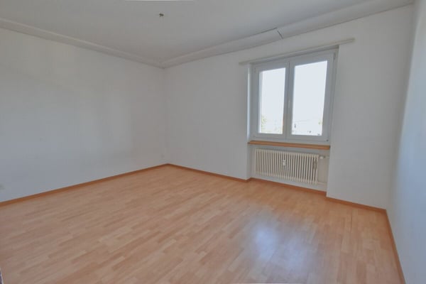 Sonnige & helle Wohnung mit Balkon an ruhiger Lage 3