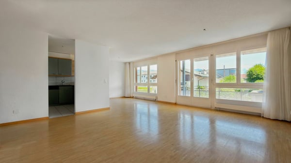 Helle und ruhige Wohnung mit Alpenblick und eigenem Wasch-/Hobbyraum 5