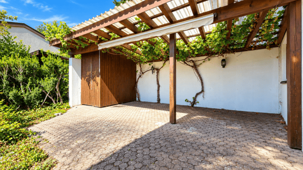 Reiheneckhaus mit grossem Garten und viel Gestaltungspotenzial 10
