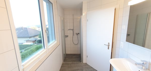Helle 4.5-Zimmer-Duplexwohnung mit Sitzplatz und Lift in Attiswil 6
