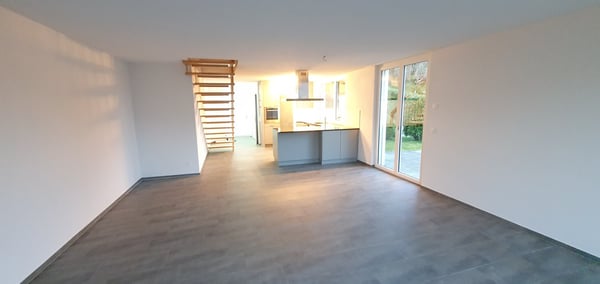 Helle 4.5-Zimmer-Duplexwohnung mit Sitzplatz und Lift in Attiswil 3