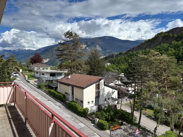 Appartement lumineux à Sion 12
