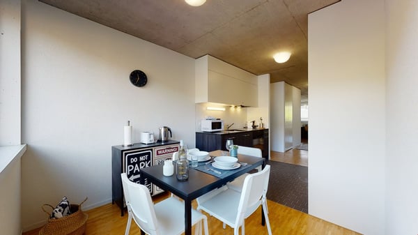 Bel appartement 1.5 pièces lumineux à la Matze, centre ville Sion 5