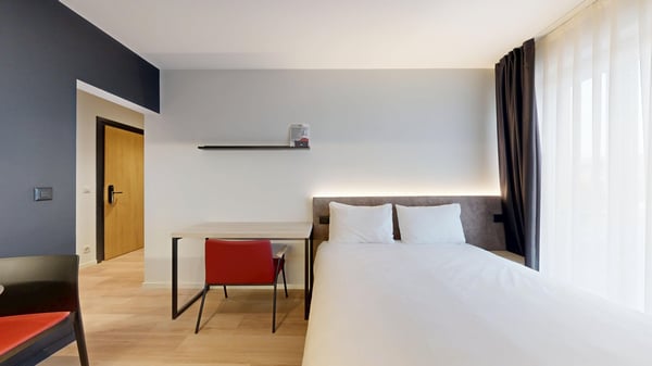 Nonanteneuf appart hōtel Genève Plainpalais - Studio City View 4