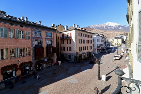 Charmant appartement meublé au coeur de Sion 6