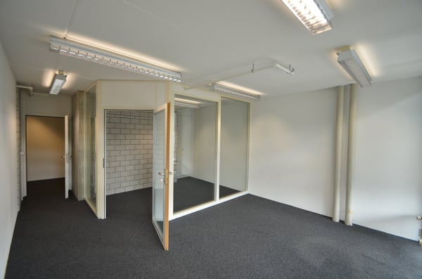 580m2 mit gut unterteilten Räume für sich alleine?!  Bei uns werden Sie fündig. 11