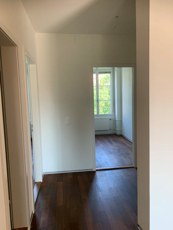 Charmante 4-Zimmer-Wohnung in ruhiger Lage von Biel 5