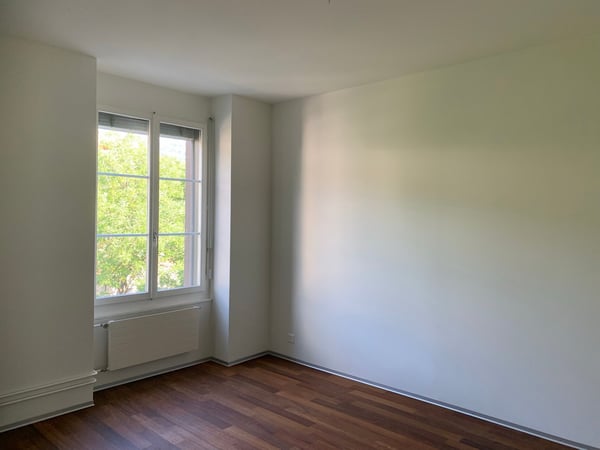 Charmante 4-Zimmer-Wohnung in ruhiger Lage von Biel 6
