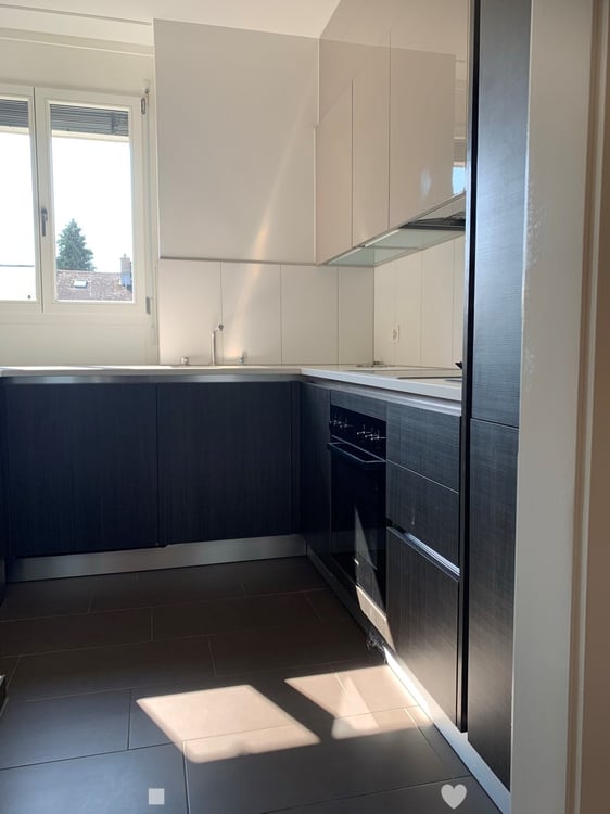 Charmante 4-Zimmer-Wohnung in ruhiger Lage von Biel 2