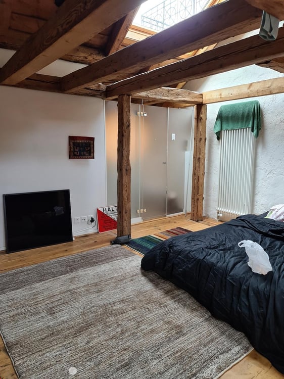 Grosse 4.5 Zimmer Wohnung mit Terrasse auf 2 Etagen 2