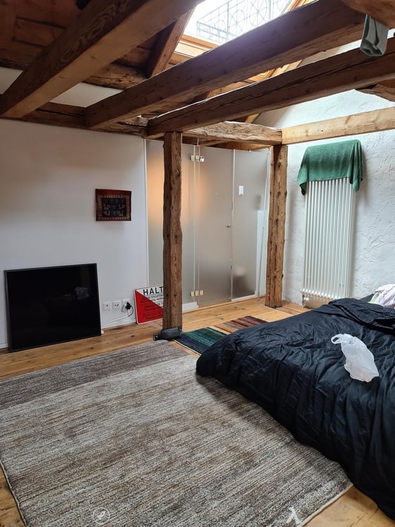 Grosse 4.5 Zimmer Wohnung mit Terrasse auf 2 Etagen 2