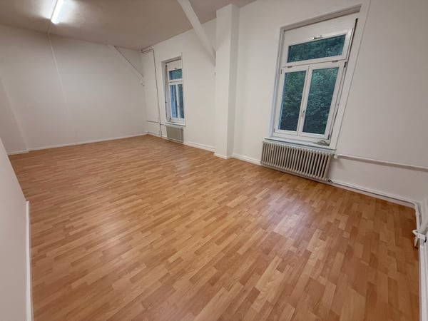 Helles Büro oder Atelier mit 40 m² – frisch renoviert in Schönenwerd 3