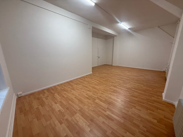 Helles Büro oder Atelier mit 40 m² – frisch renoviert in Schönenwerd 2