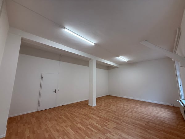 Platz für Ihre Ideen: heller Gewerberaum in Schönenwerd 2