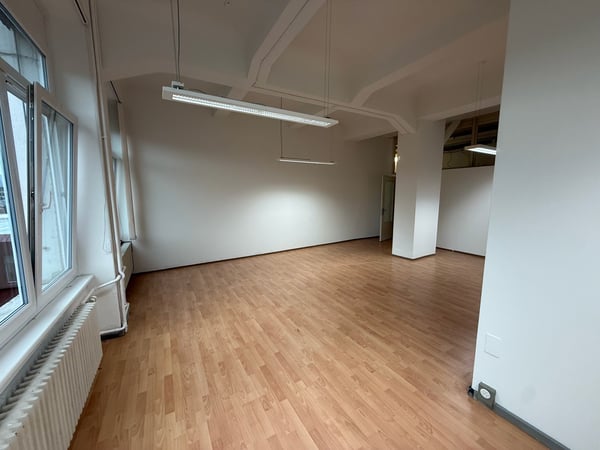 Helle Gewerbefläche an zentraler Lage in Schönenwerd 2