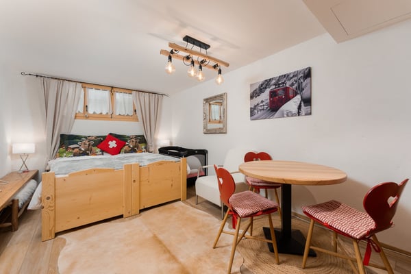 Zentrale und moderne 4.5-Zimmer Zweitwohnung 8