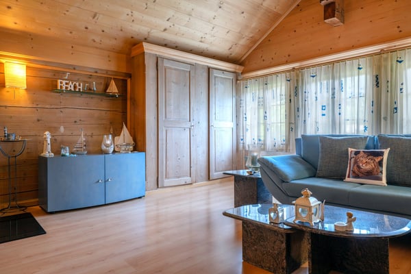 Gemütliches Chalet mit zwei Wohnungen 4