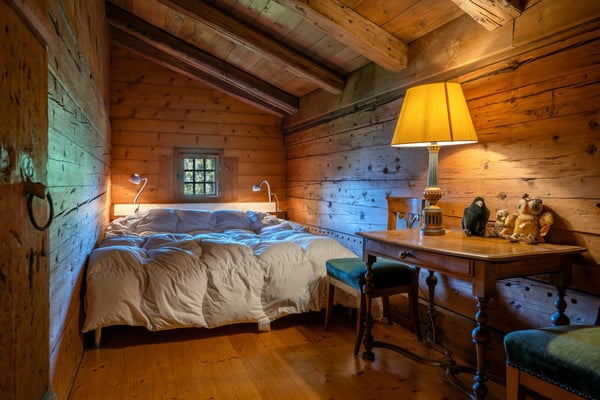 Traditionelles Bauernhaus mit Scheune und Umschwung 10