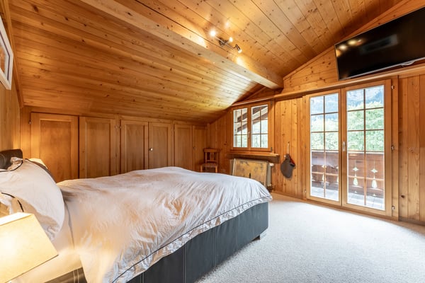 Charmantes Chalet an ruhiger Lage mit einmaliger Aussicht 7