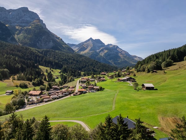 Charmantes Chalet an ruhiger Lage mit einmaliger Aussicht 11
