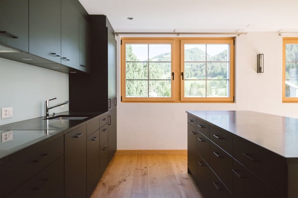 Modernes Einfamilienchalet mit Carport - Erstwohnung 6