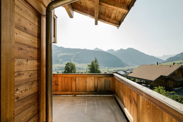Moderne  2.5-Zimmer Zweitwohnung  an sonniger Lage 2
