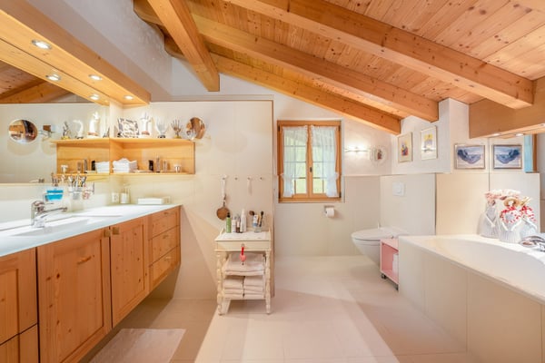 Traditionelles Chalet an ruhiger Lage 10