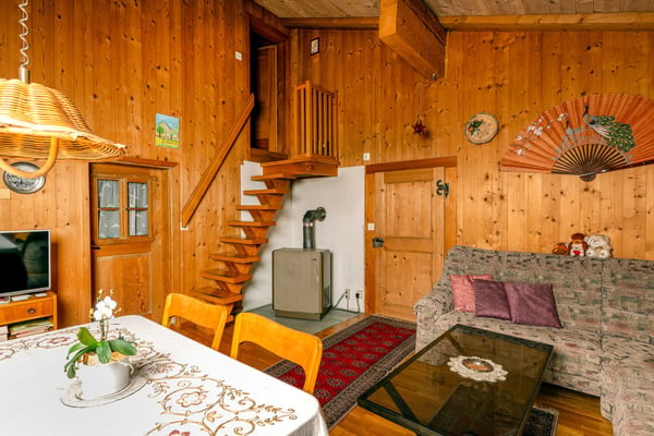Gemütliche Haushälfte mit Garten und Potential 6