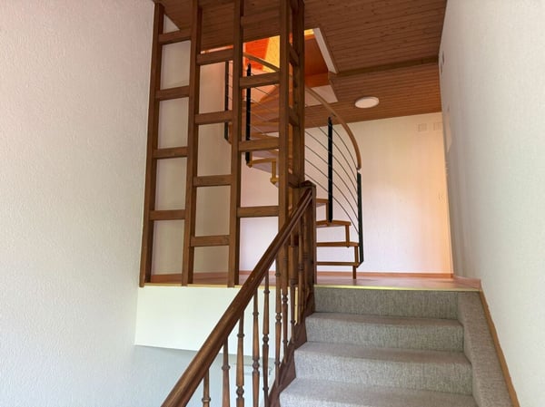 renovierte 1.5-Zimmer Maisonettewohnung mit Seesicht in Bahnhofsnähe 8