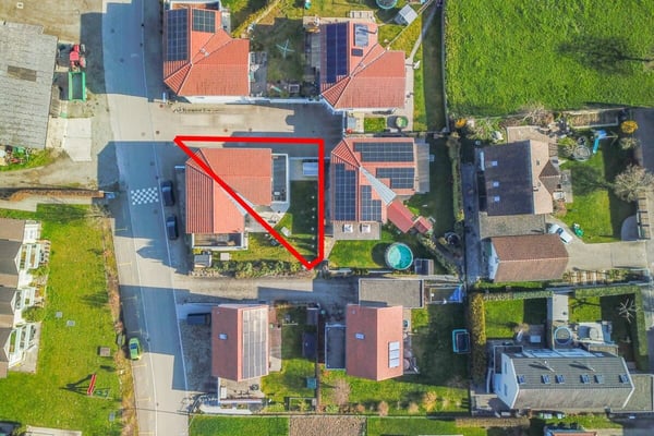 1.5-Zimmer-Doppeleinfamilienhaus an idyllischer Lage in Zuben 15