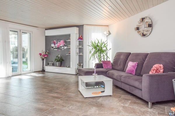 1.5-Zimmer-Doppeleinfamilienhaus an idyllischer Lage in Zuben 4