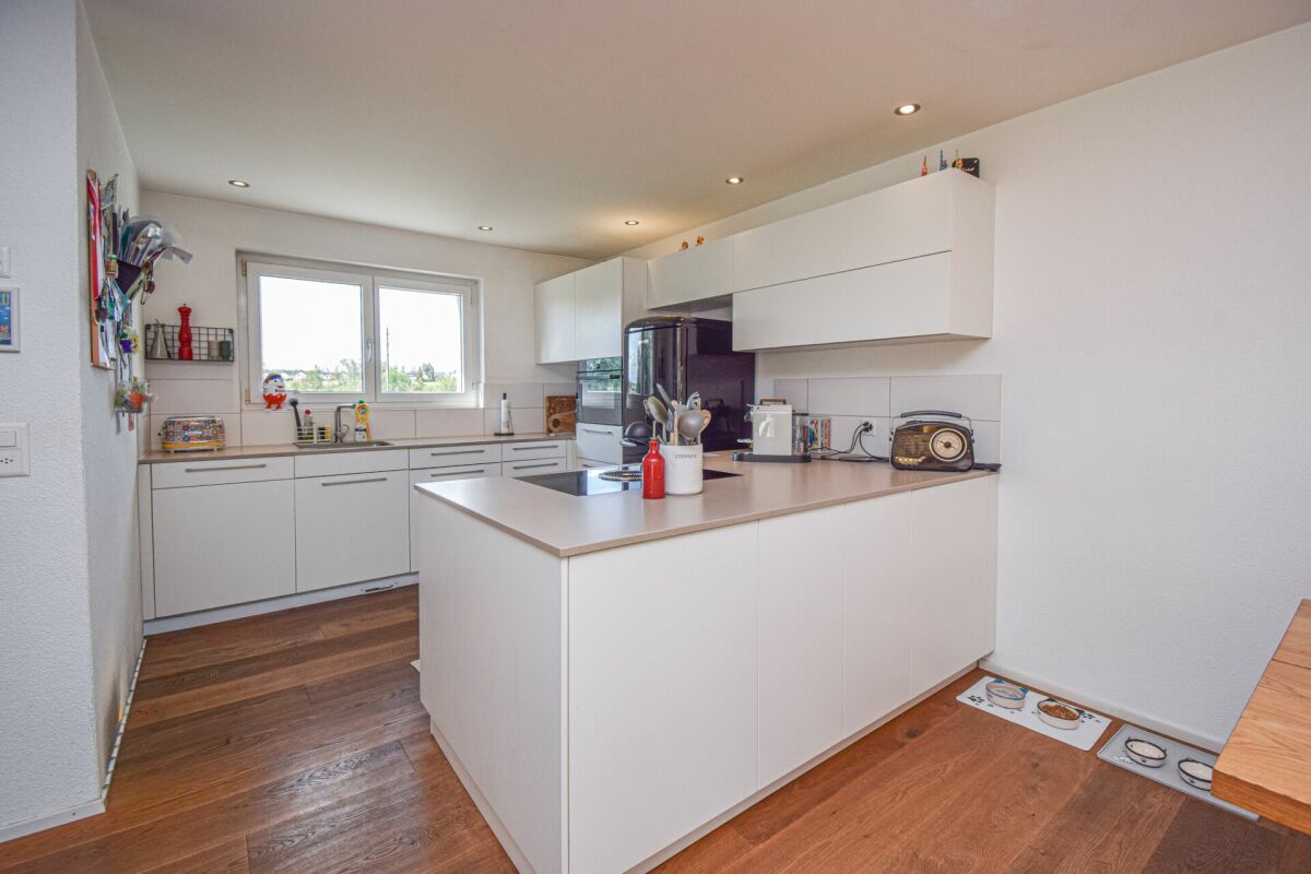 Modernes 5.5-Zimmer-Doppeleinfamilienhaus an familienfreundlicher Lage in Amriswil