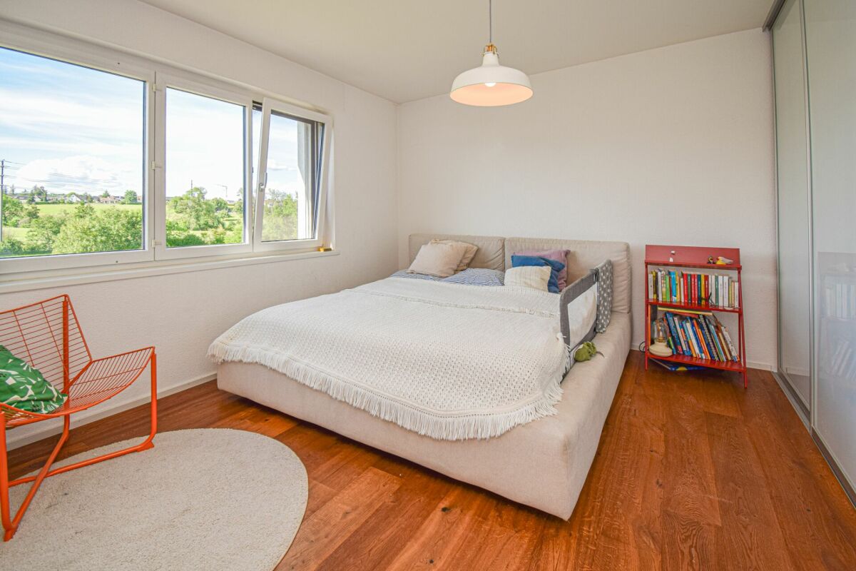Modernes 5.5-Zimmer-Doppeleinfamilienhaus an familienfreundlicher Lage in Amriswil