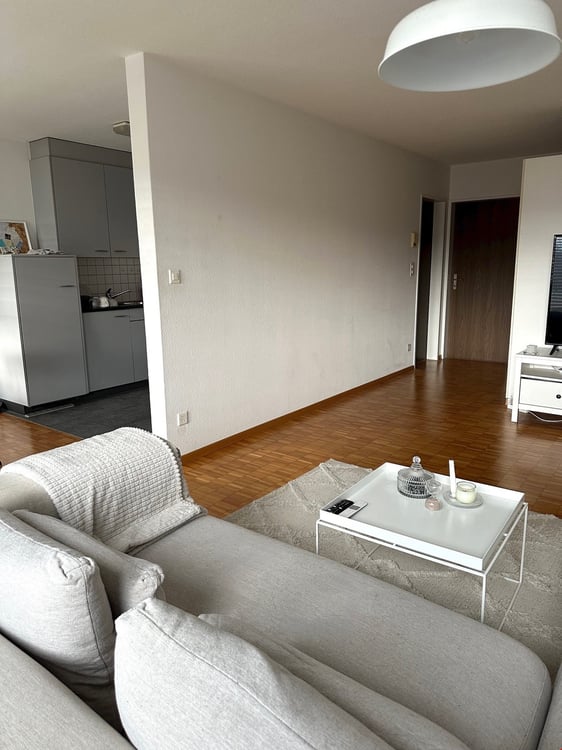 Helle 2,5-Zimmer Wohnung mit Blick ins Grüne, 3. OG 3
