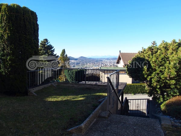 Casa con vista panoramica / Haus mit prächtiger Aussicht 2
