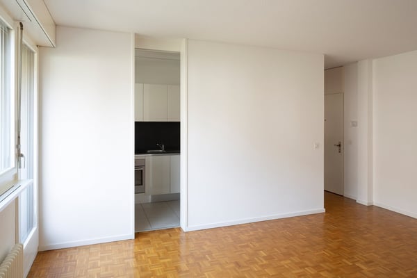 Suchst du eine schöne 2.5-Zimmer-Wohnung in Giubiasco, umgeben von Grün? 12